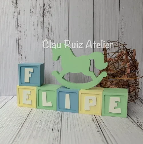 Decoração Bebê - Cubos 6x6cm + Cavalinho de Balaço