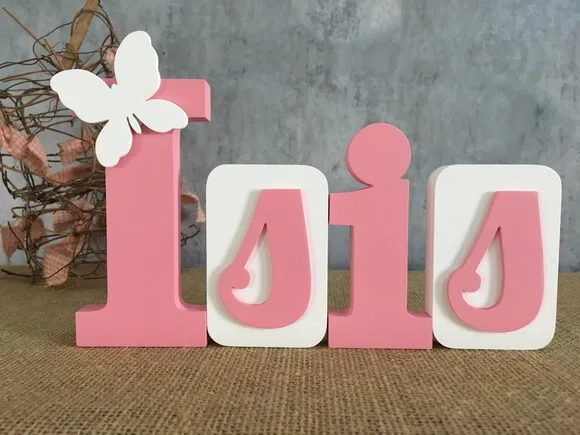 Letras de mdf -nomes Blocos Borboleta