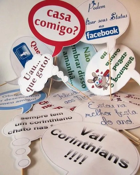 Placas com Frases Engraçadas para Fotos