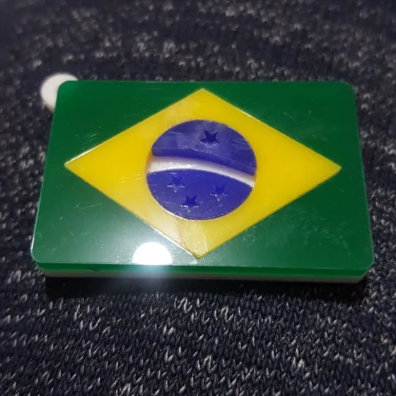 Chaveiro Bandeira 3d de Acrilico 2,5cm -3 Peças