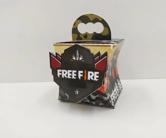 Kit 30 Lembrancinhas Free Fire