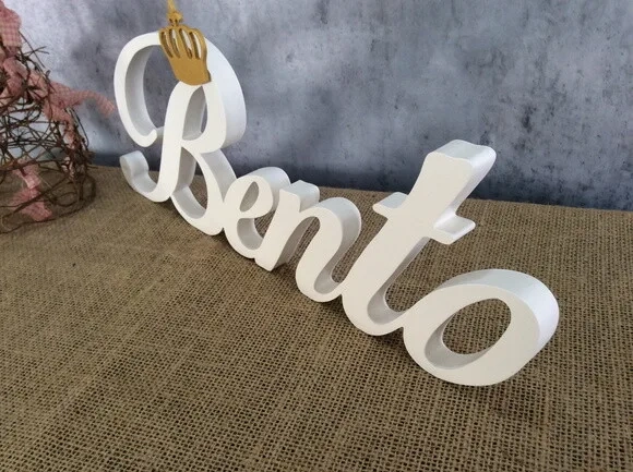 Letras Decorativas - Nomes com Coroa