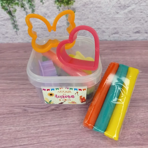 15 kit Massinha no Pote Personalizado - Arraial - Festa Junina - Festa Junina - Trabalhamos com qualquer tema - Informar tema no chat