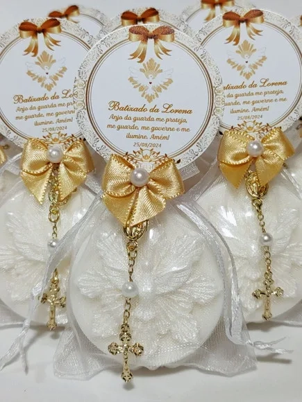 Lembrança Batizado: Sabonete Divino Espírito Santo com Terço