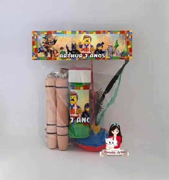 Kit Lembrancinha com Bolha de Sabão Lego Movie
