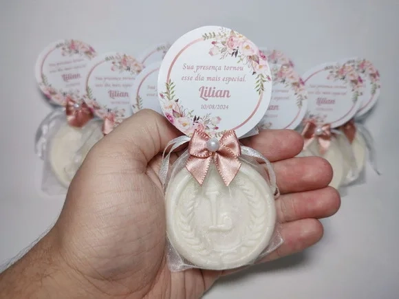 Lembrancinha 30 Anos: Sabonete Letra Inicial Personalizada