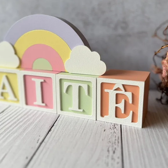 Tons Pastel Cubos 6x6cm Ts + Arco Íris. Decoração Bebê
