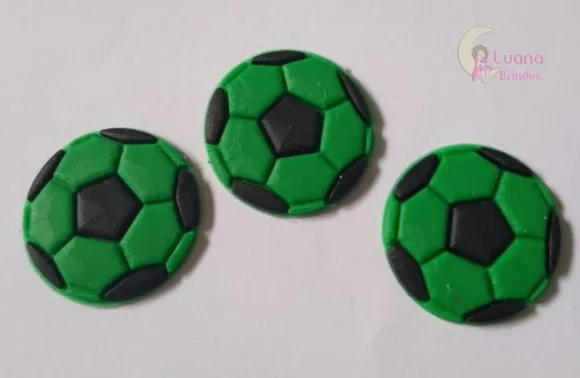 Aplique Bola de Futebol Verde de Borracha Pct 8 Unid