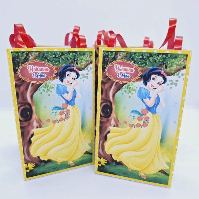 PEGUE E MONTE - Sacolinha Surpresa Personalizada BRANCA DE NEVE