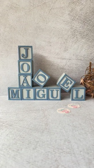 Cubos 6x6cm Nome com Moldura