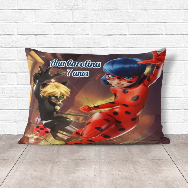 Almofada Personalizada lembrancinhas da Lady Bug