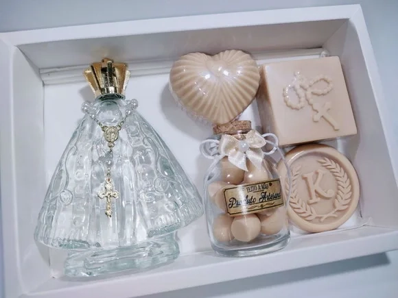 Presente para Amiga Católica: Kit Aromatizador Nossa Senhora