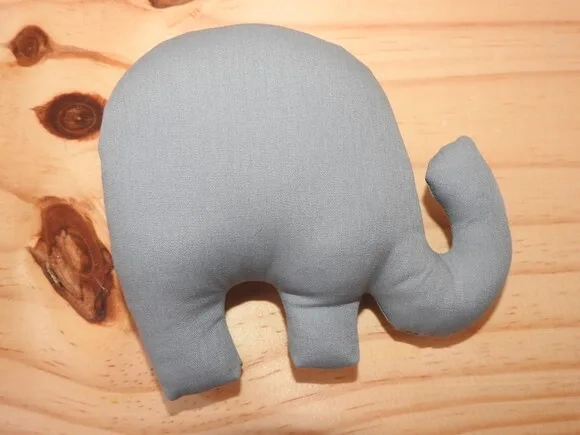 Almofada Elefante P - para Nichos Decorativa