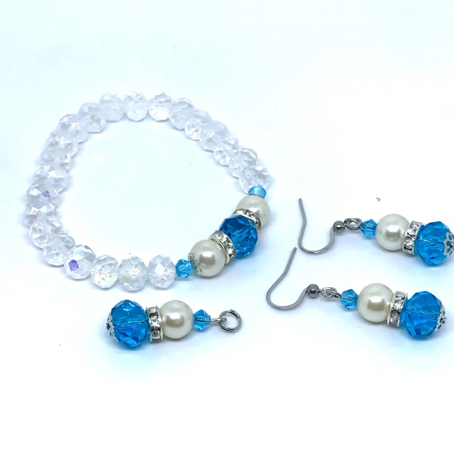 Conjunto Luxo com Pulseira,Pingente e Brincos em Inox com cristais