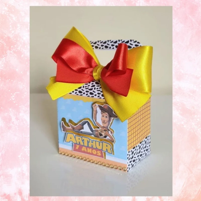 Kit 50 lembrancinhas personalizadas de festa Toy Story