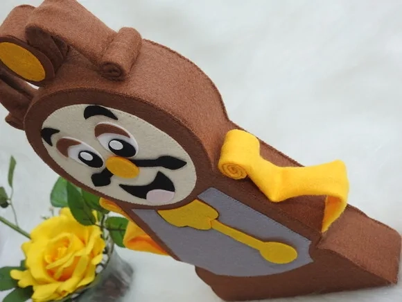 Relógio Horloge em Feltro - Personagem da Bela e a Fera