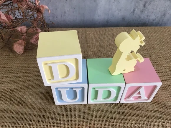 Cubos Personalizados em MDF para Quarto de Bebê 6x6cm - Tema Girafa