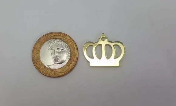 Aplique Coroa Acrílico Espelhado Dourado de 2cm Pct,10 Uni