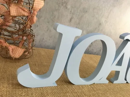 Nomes de Mesa Em MDF Linha Letras de Forma