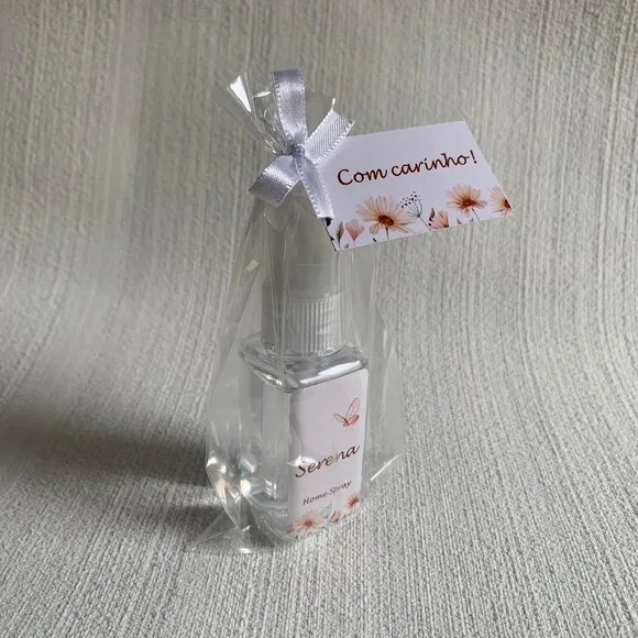 Lembrancinha Maternidade Home Spray floral e borboleta
