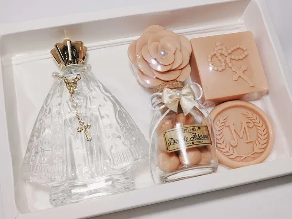 Presente de Aniversário Católico: Aromatizador Nossa Senhora