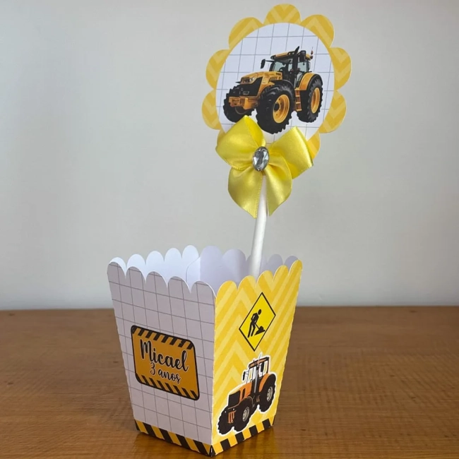 PEGUE E MONTE - Centro de Mesa TRATOR - Decoração de Festa | Lembrancinhas | Aniversário | Personalizados