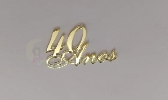 Plaquinha de 40 Anos Acrílico Espelhado Dourado - 01 Unid.