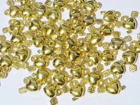 Pingente Coração Cupido 15mm Abs Pacote com 50 Unidades
