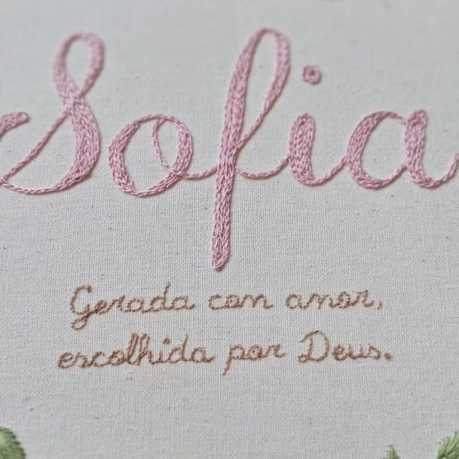 Porta Maternidade Bordado à Mão - Floral Rosa