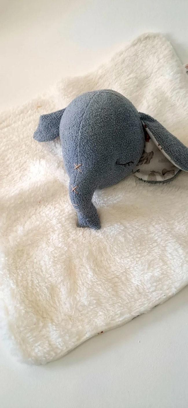Naninha Elefante Pelúcia