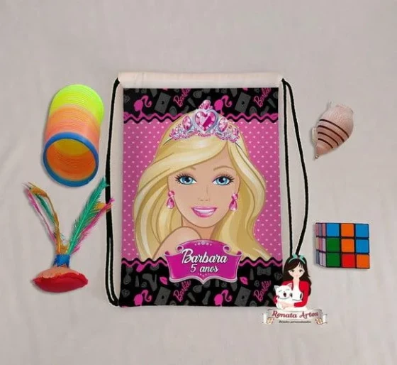 Mochila Brinquedos Retrô Tema Barbie Nova