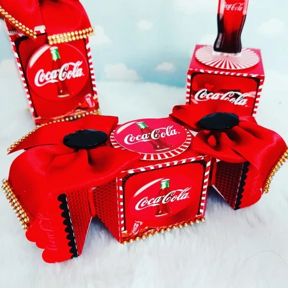 Kit 60 Lembrancinhas Coca Cola