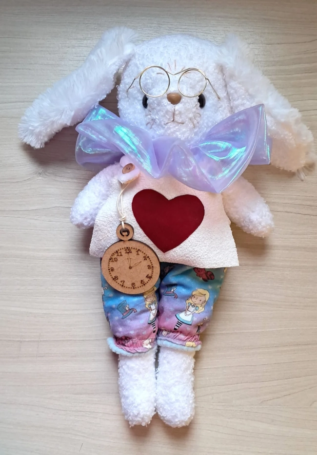 Coelho Branco da Alice