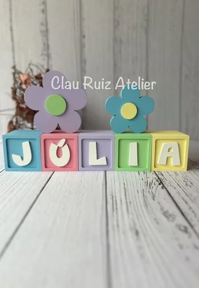 Decoração Bebê - Cubos 6x6cm Candy Ts + Dupla de Flor