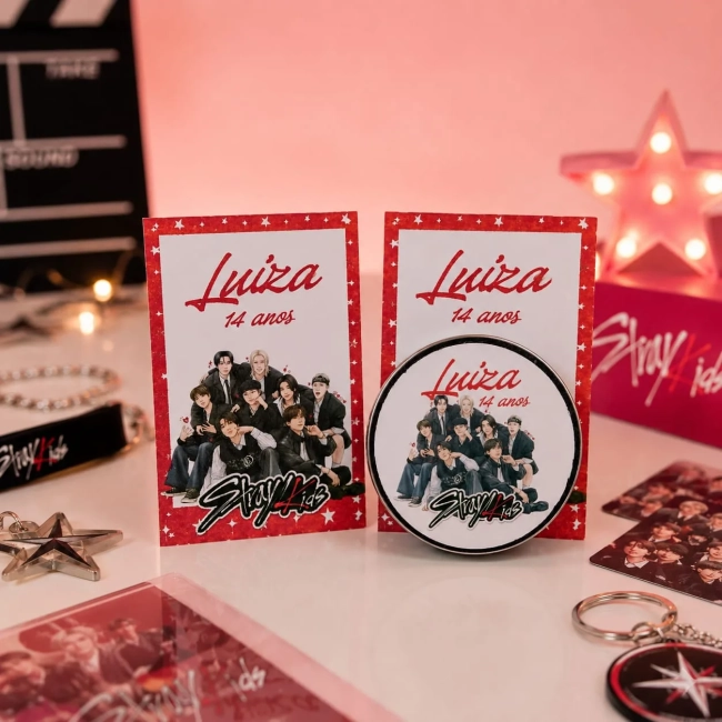 30 unidades de Vela Aromática na latinha Personalizada, STRAY KIDS - Eventos, Festas, Brindes, fazemos qualquer tema