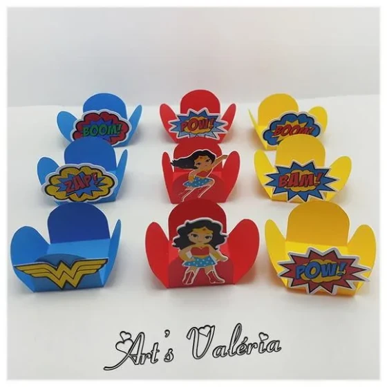 Forminha para doce Mulher Maravilha