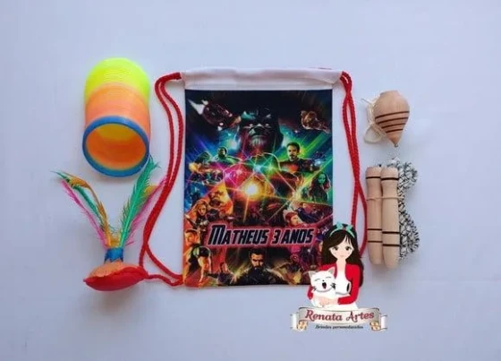 Mochila Boa Infância Tema Vingadores Guerra Infinita
