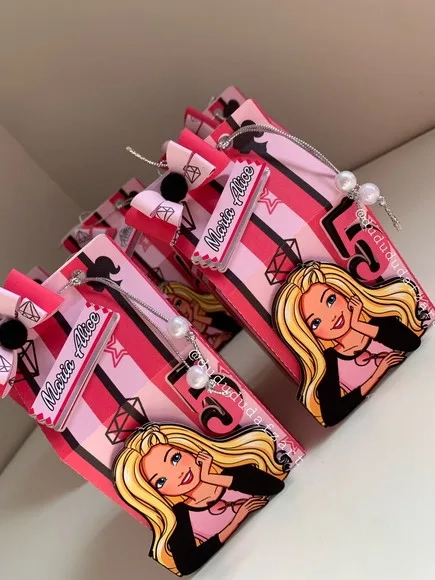 Kit 60 Lembrancinhas Barbie
