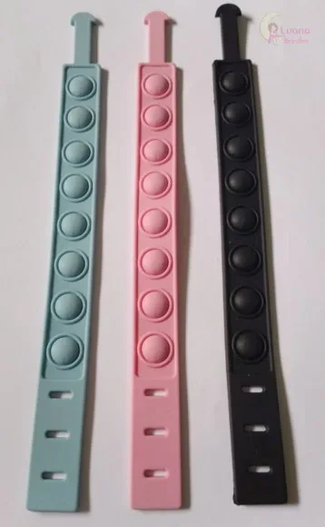 Pulseiras Pop It Coloridas de Borracha Pct 6 Unidades