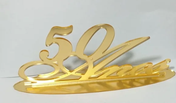 Topo de Bolo 50 Anos Dourado em Acrílico Espelhado - 1 Peça