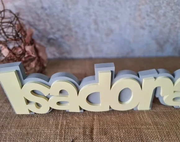 Nomes em MDF - Sobreposição