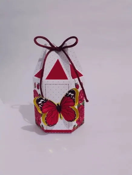 Kit 60 Lembrancinhas Borboleta Vermelha