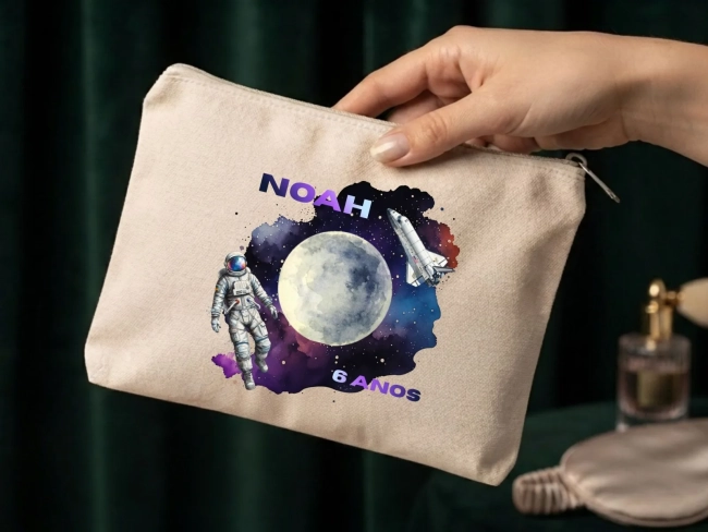 Lembrancinha Nécessaire Personalizada Algodão Cru 20x15 Estampa DTF Astronauta Espaço