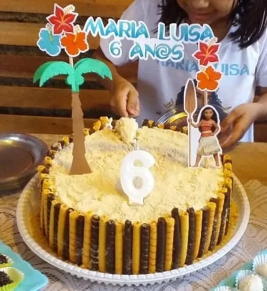 Topo de Bolo Moana