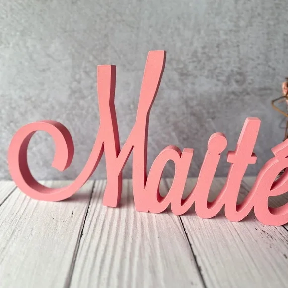 Linha Cursiva -letras Decorativas em mdf Quarto de Bebê