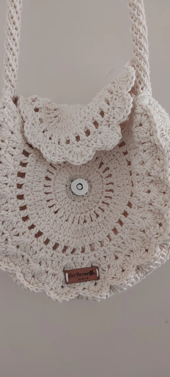 Bolsa Boho em crochê redonda