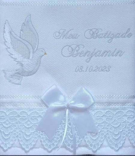 Kit Toalhas de Batizado em Linho