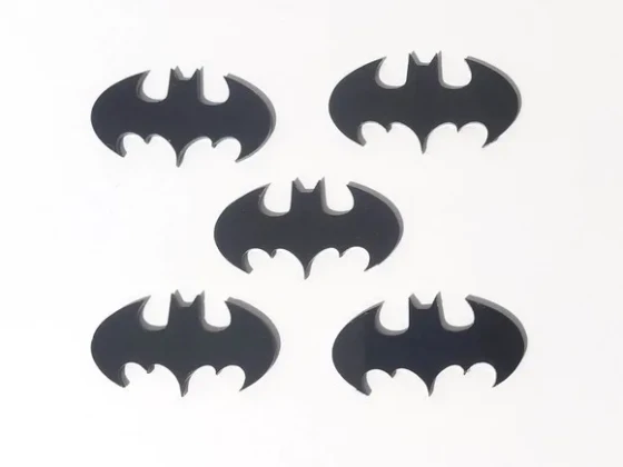 Aplique Batman Acrílico Preto 3,5cm Pacote com 8 Unidades