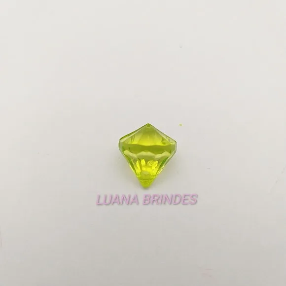 Diamante Verde de Acrílico com Furo 17mm Pct 20 Unidades