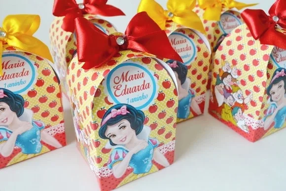 Kit Festa Encanto Branca de Neve - 30 Peças com Laço Pronto